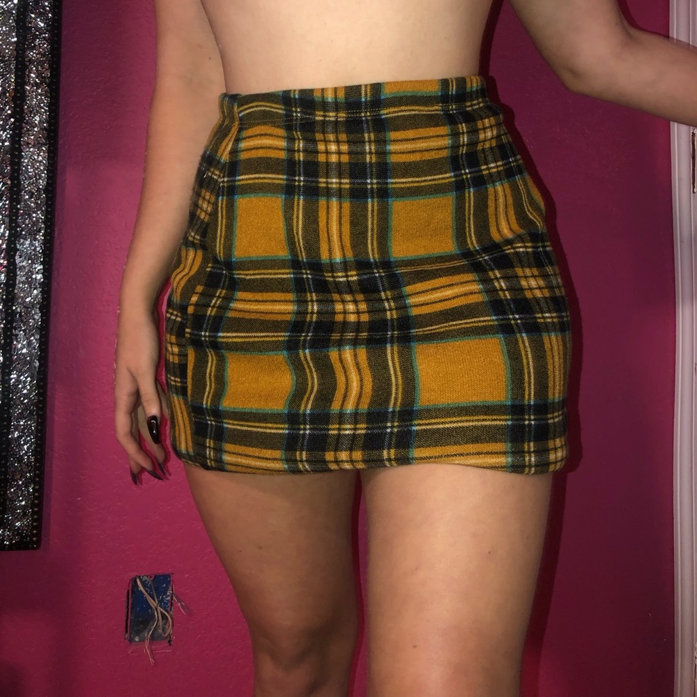 Cute plaid skirt